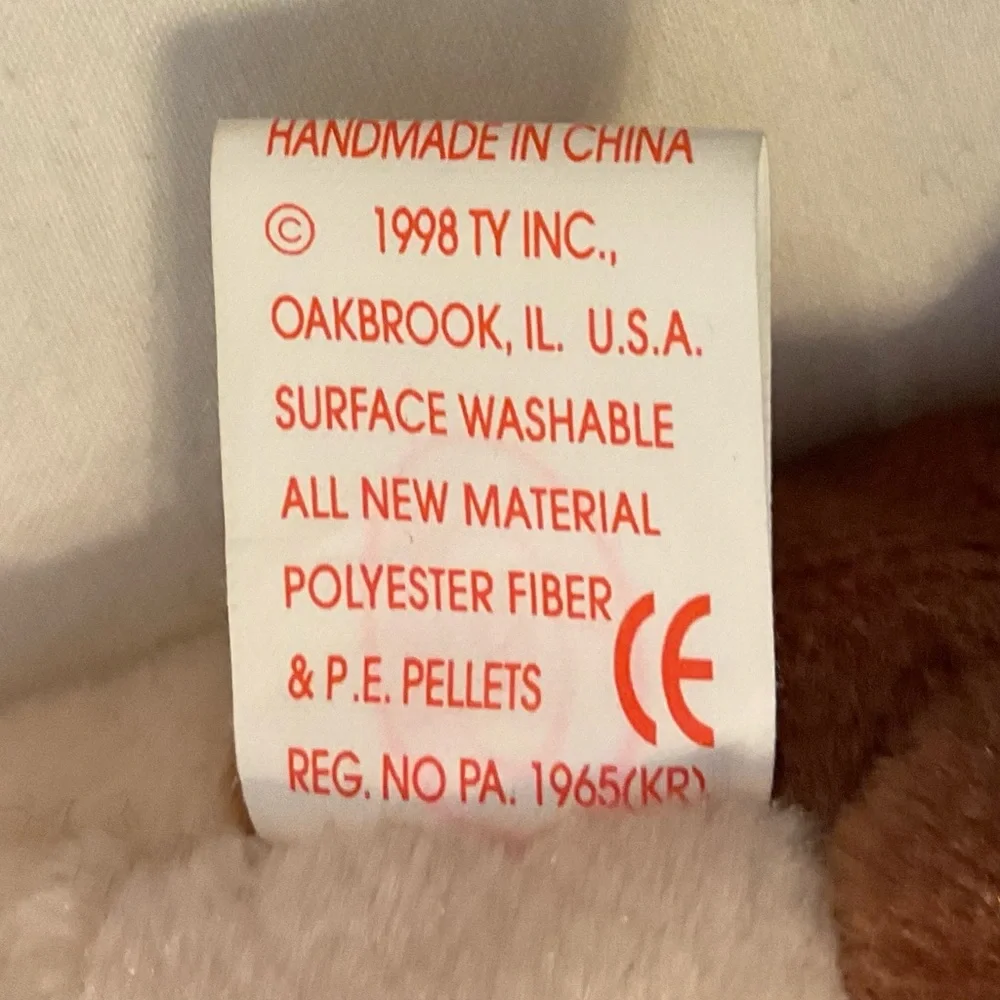 Ty Tracker the Basset Hound beanie baby dog